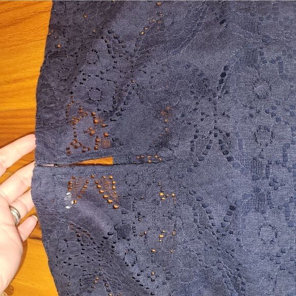 BCBGENERATION Navy Lace Overlay Shift Dress M - Picture 9 of 13
